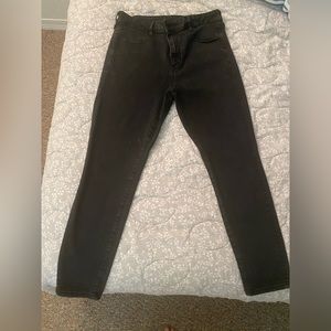 Black women's American eagle size 14 short jeans